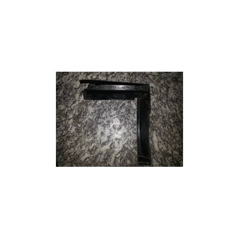 AUDİ 80 RADYATÖR HAVA BAKALİTİ SAĞ ÖN  893121286G  1987-1992